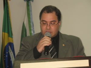 DR. IZONILDO GONALVES DE ASSUNO JNIOR