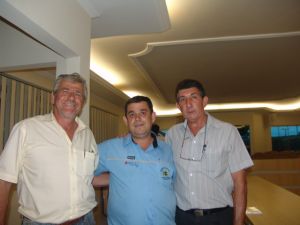 O presidente da sigla, Penides Jacinto Garcia, Secretrio Paulo,empresrio Luiz Bocalan
