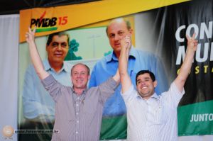 Candidato e releio Baird e vice Luiz Bocalan ambos PMDB