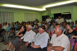 Reunio dos filiados, presidentes de partidos aliados e a comunidade 